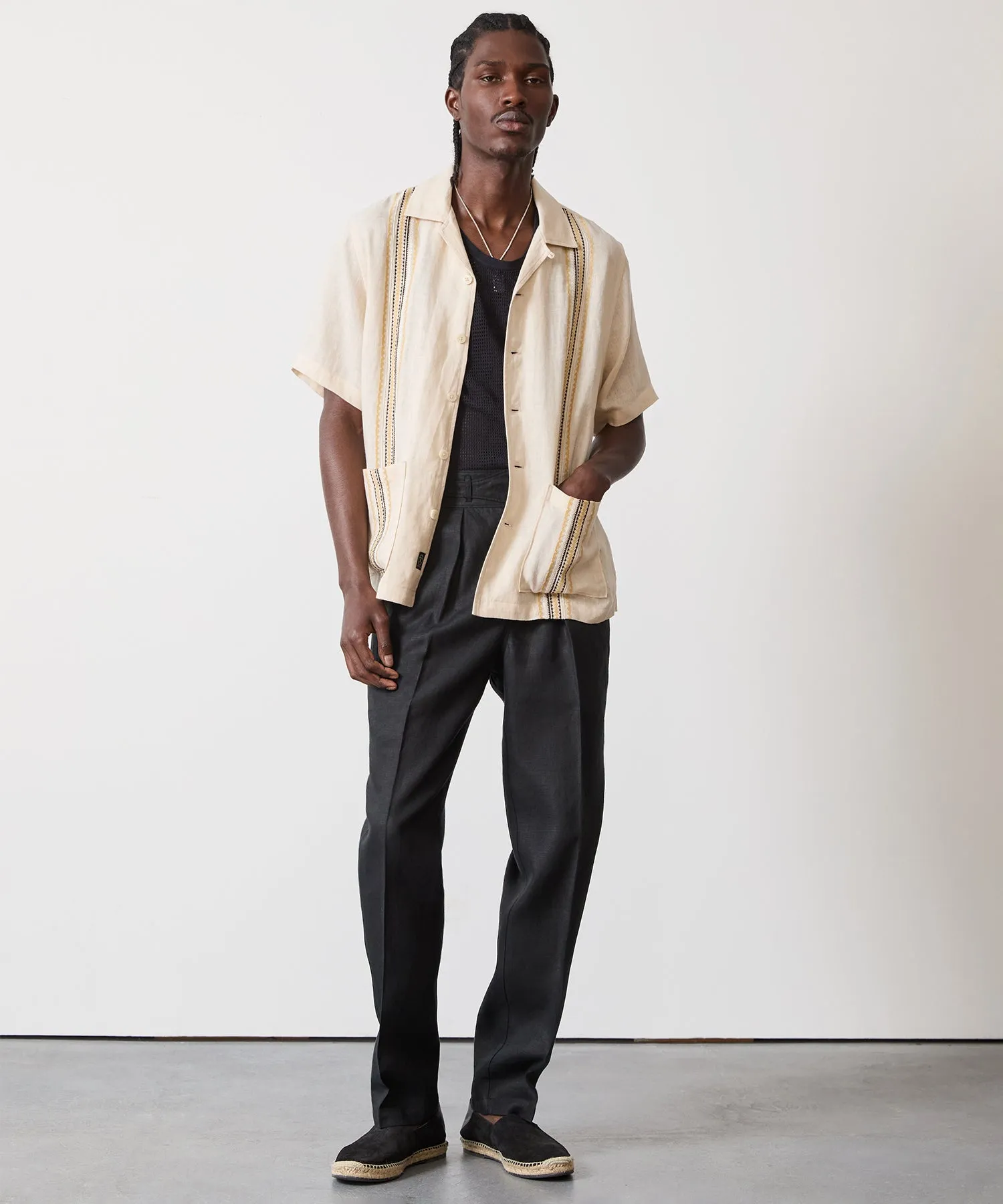 Embroidered Leisure Shirt in Sand Dollar