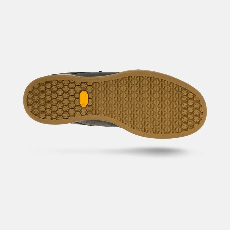 Jacket II Shoe